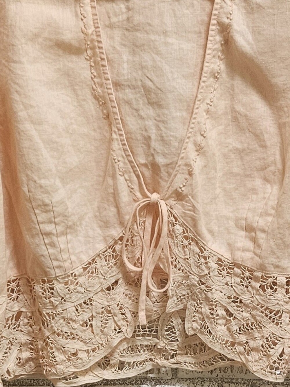 J. Jill 100% Linen With 100% Cotton Peach Lace-Trim Tie-Front Top